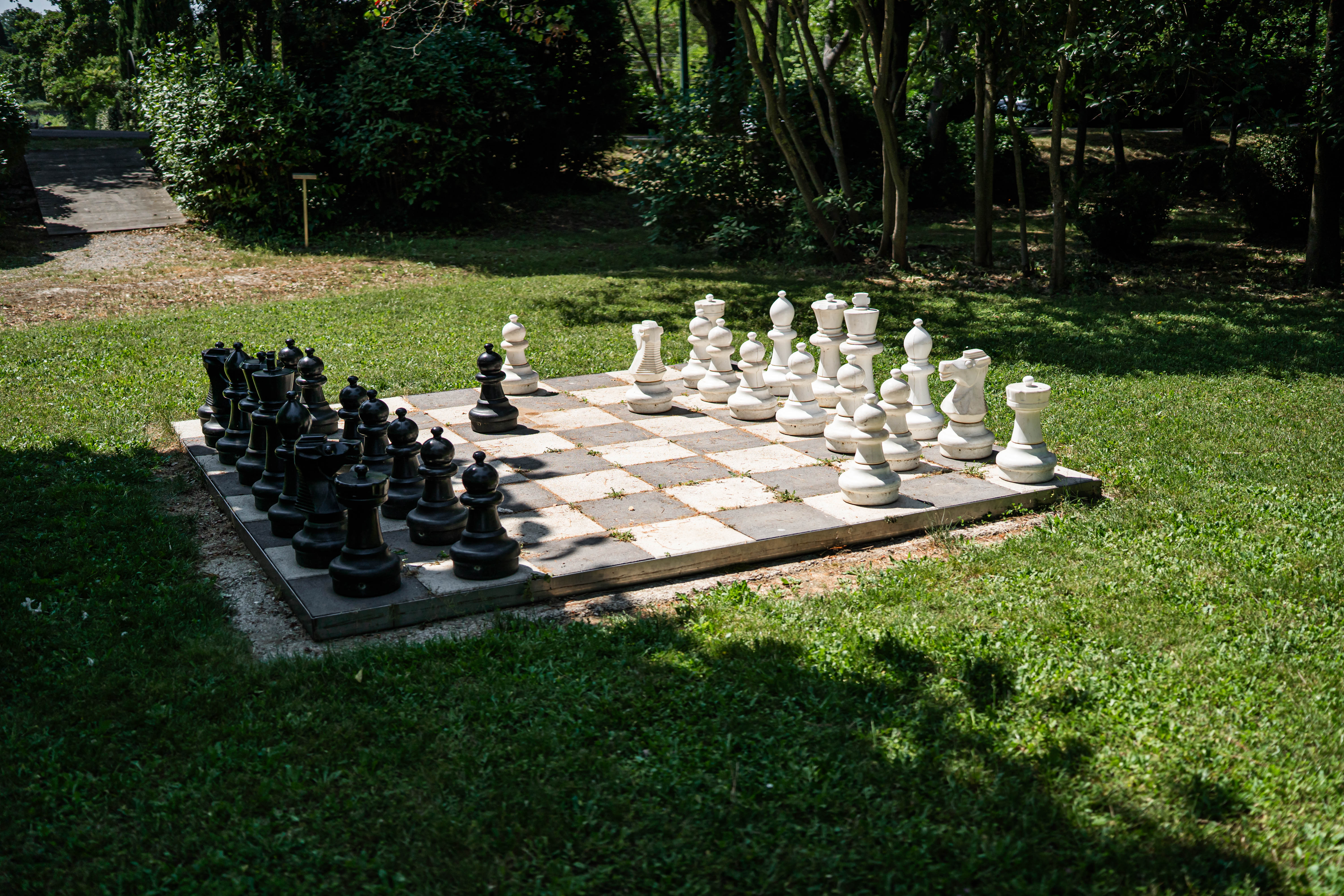 Où faire ses photos de mariage à Montpellier ? Les 7 lieux incontournables